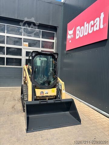 Cestný valec BOBCAT T 450 Raupe  -  Full Option - EDITION
