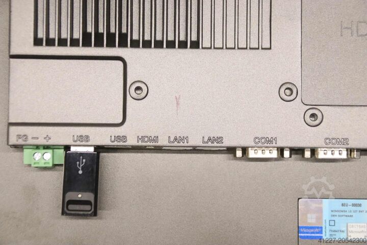 Touch Screen Panel Schneider Electric HMIPSPS952D1X01  18.5"