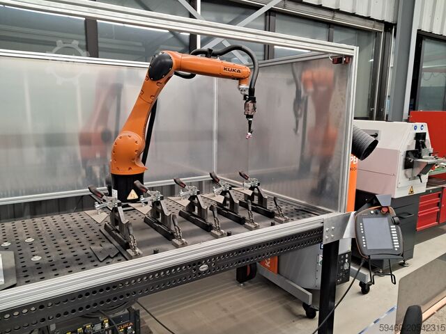 Welding robot KUKA KR C4 compact