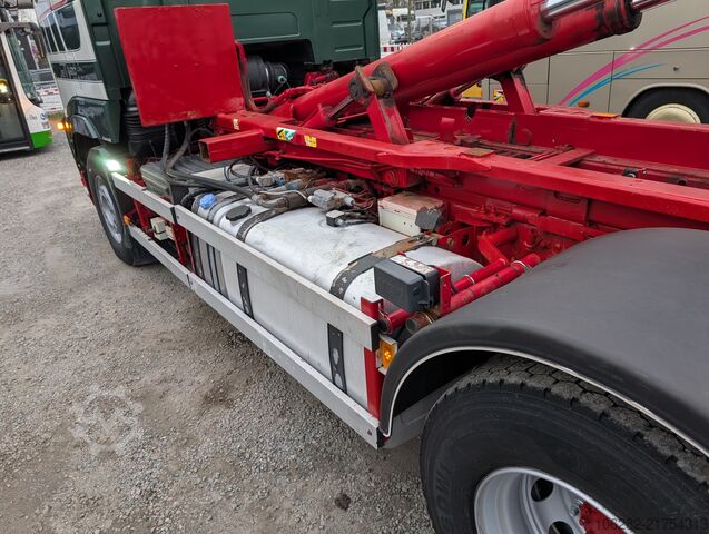 Hákový nosič kontejnerů Volvo FH500 6x4 JOAB Cameleont Luft/Luft