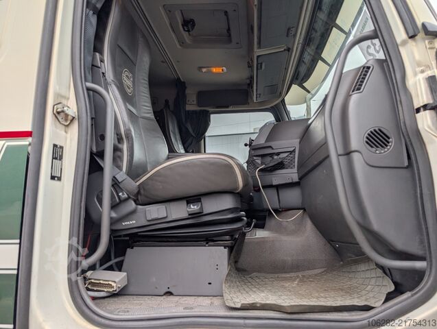 Hákový nosič kontejnerů Volvo FH500 6x4 JOAB Cameleont Luft/Luft