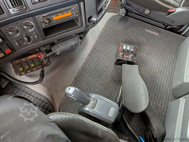 Hákový nosič kontejnerů Volvo FH500 6x4 JOAB Cameleont Luft/Luft