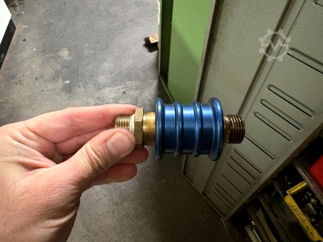 Armário de oficina com conteúdo KAISER + KRAFT Workshop Cabinet with Contents