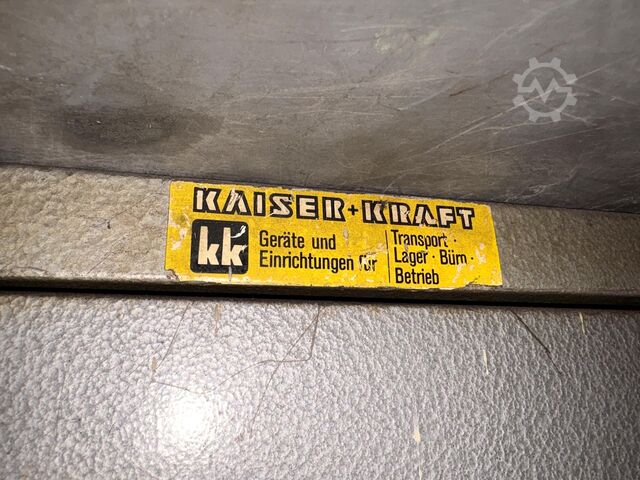 Armário de oficina com conteúdo KAISER + KRAFT Workshop Cabinet with Contents