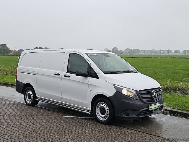 Στέισον βάγκον με ψηλή οροφή MERCEDES-BENZ VITO 114 L2 Automaat Trekhaak