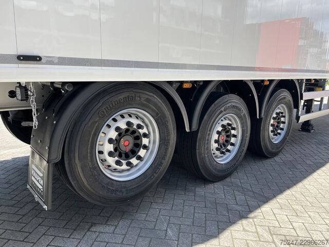 Liikkuva lattia Knapen K200 - 70m3 *Schubboden Agrar mieten*