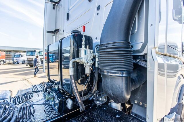  Mercedes-Benz ACTROS 3363 LS - 40.000 KM