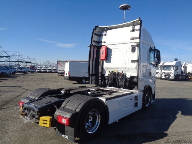 Standard tractor unit IVECO S-WAY AS440S49T/P