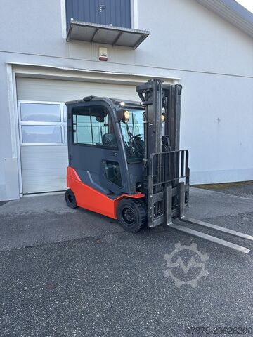 Šakinis krautuvas Toyota 8FBMT35