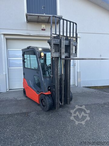 Šakinis krautuvas Toyota 8FBMT35