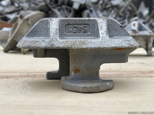 Konteineri  Twistlock Bridge fitting stacking cone