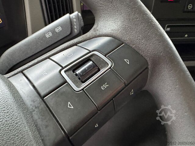 Chasis con cabina Volvo FM 410 / 8X4 / I-Shift / ADR / Tridem / TUV: 6-...