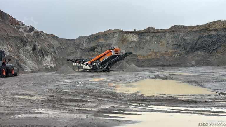 مصنع سحق Polygonmach PTS155   1500x5000mm  3 decks  track screen