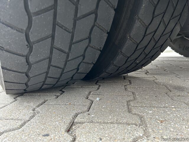 Standard-SZM DAF CF 410 FT Space Cab / 717 dkm / Euro 6D / APK T...