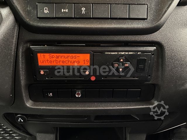 Transportador con plataforma y toldo IVECO Daily 70C18H DoKa *Werkstatt* LBW+7-SITZE (5268)