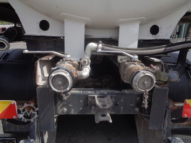 Camión para usos especiales VOLVO FH420 8x4 BB Spitzer Silo 23 cbm VEB EU5
