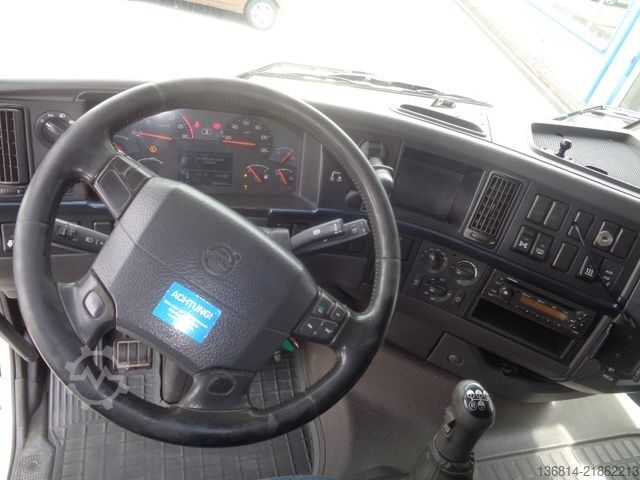 Camión para usos especiales VOLVO FH420 8x4 BB Spitzer Silo 23 cbm VEB EU5