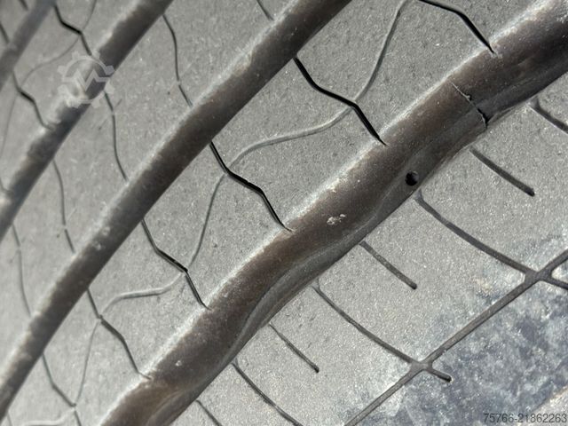 Camión de bebidas MERCEDES-BENZ ANTOS 2533  L / LBW / 2xAHK / LENKACHSE / 18 PAL