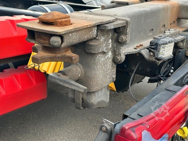 Swap body truck MAN TGX 26.460 XLX BDF Multi 2 Tanks Intarder ACC