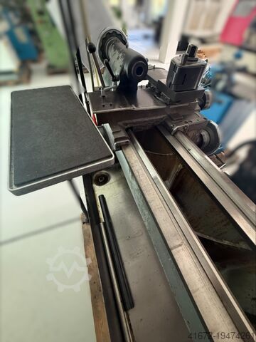 Sredinski stružnica in stružnica za vreteno WEILER LZ 330