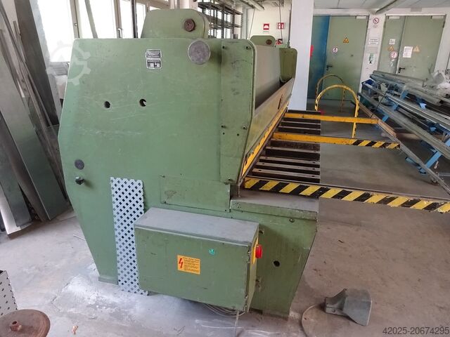 Hydraulické gilotínové nožnice RAS , 2500 x 4 mm