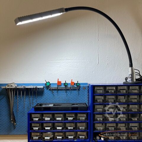 コンポーネント  Bauer  Böcker LED-Arbeitsleuchte Fluter ohne Dimmer - ! - 900/43