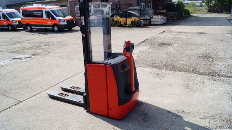 Handvirki staplari Linde L14 i