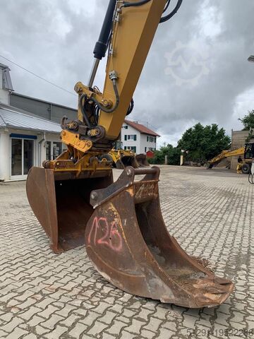 Kettenbagger Caterpillar 330FLN VAH