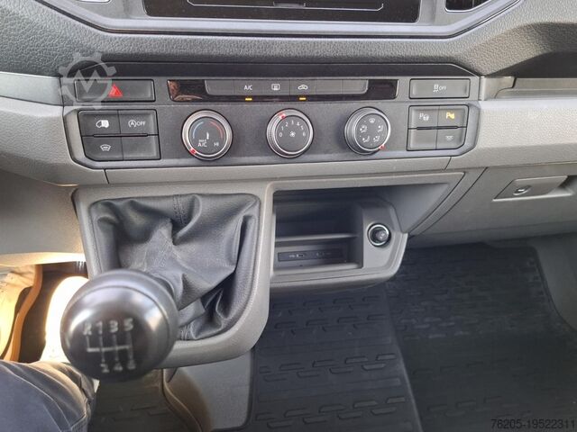 Kassevogn Volkswagen Crafter 35 2.0 TDI L2H2 FWD (EURO 6d-TEMP) KAM