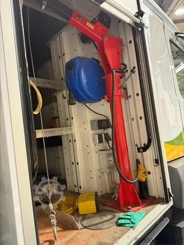 Three-sided tipper truck MERCEDES-BENZ 2030 L Antos 4x2, Kran,Generator,Plane,Hydraulik