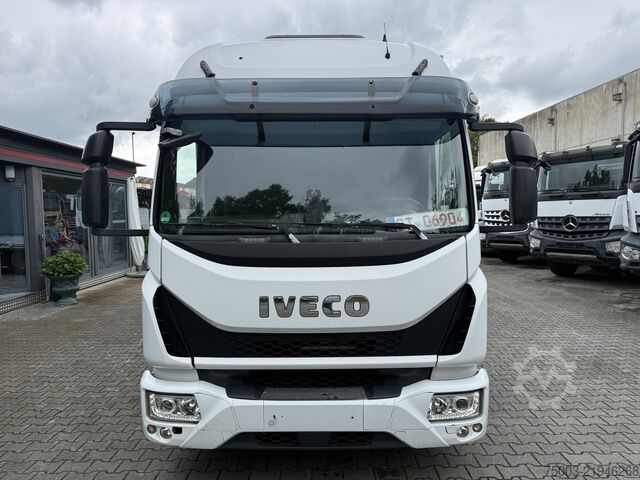 Van berpenutup tirai Iveco Eurocargo 80-220