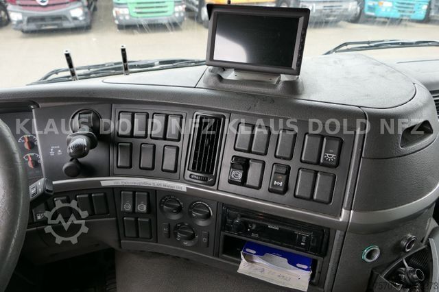 Flatbed truck with tarp VOLVO FM9-260 Koffer Blatt/Luft alte Tacho LBW
