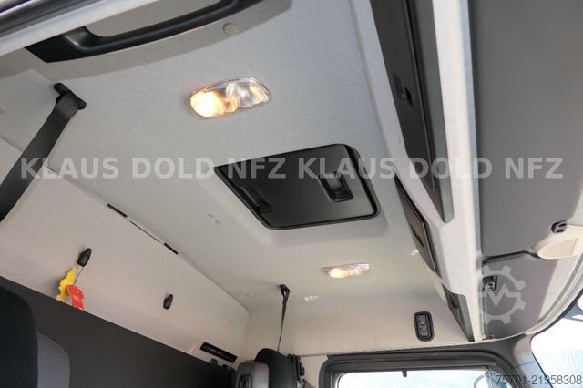 Box truck MERCEDES-BENZ Antos 1840 Koffer Retarder Kamera LBW Euro 6