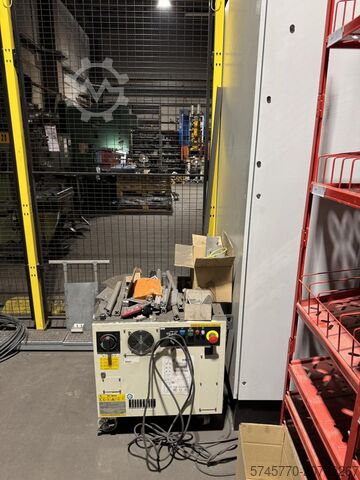 промышленный робот FANUC CORPORATION M10 iD 12