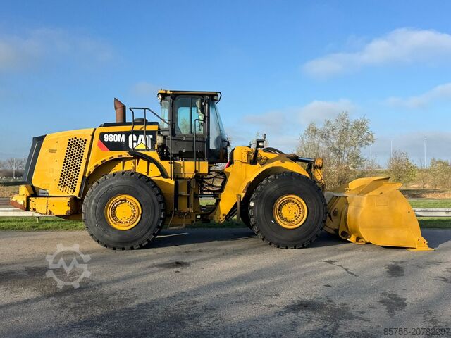 Wheel loader Caterpillar 980M