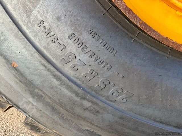 Kuormaaja Caterpillar 980M