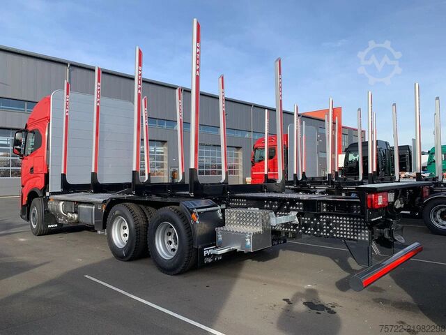 Transportador de madera Iveco X-WAY 570 6x4 BL  Kurzholz-LKW Kran nach Wahl