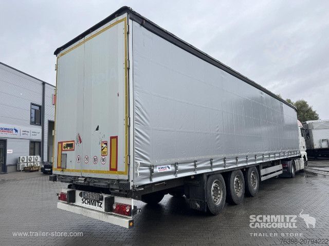 Auflieger mit Pritsche & Plane Schmitz Cargobull Curtainsider Standard