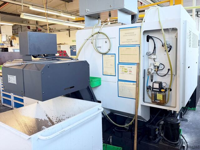 Tokarka CNC SMEC SL2500M