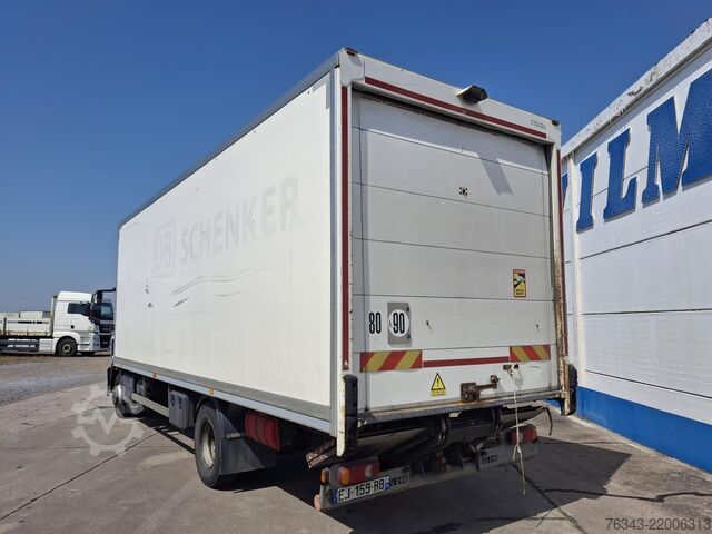 Camião de caixa fechada IVECO ML 120E19/P - E6