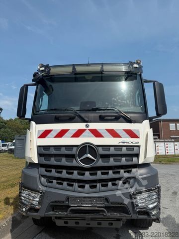 진공 탱크 트럭 MERCEDES-BENZ Mercedes Benz Arocs 3753 8x4 Wiedemann Super1000
