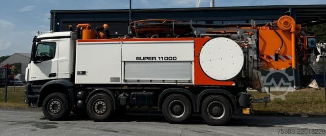 진공 탱크 트럭 MERCEDES-BENZ Mercedes Benz Arocs 3753 8x4 Wiedemann Super1000
