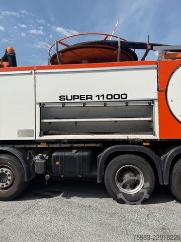 진공 탱크 트럭 MERCEDES-BENZ Mercedes Benz Arocs 3753 8x4 Wiedemann Super1000