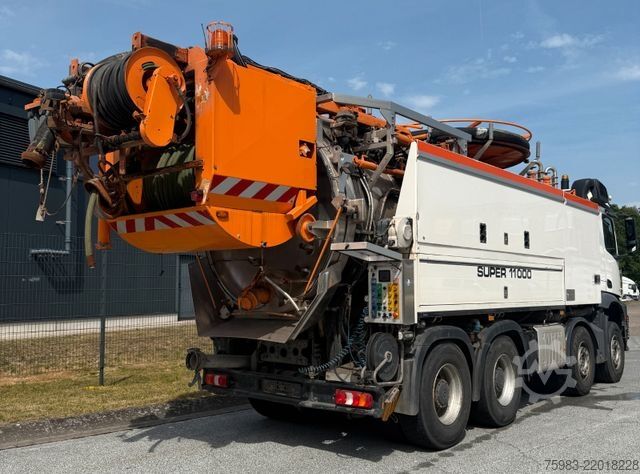진공 탱크 트럭 MERCEDES-BENZ Mercedes Benz Arocs 3753 8x4 Wiedemann Super1000
