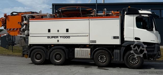 Φορτηγό δεξαμενή κενού MERCEDES-BENZ Arocs 3753 8x4 Wiedemann Super1000