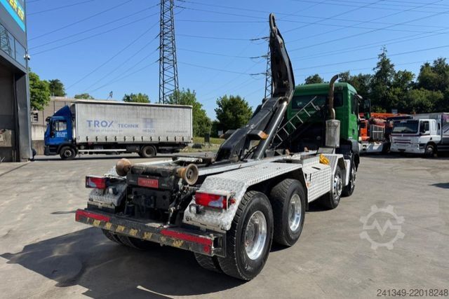 Kanca kasalı yük kamyonu (roll-off) MAN TGS 35.480 8x4 Moser