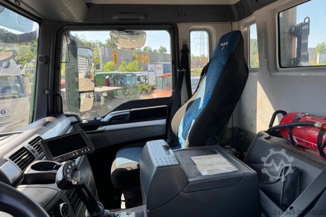 Kanca kasalı yük kamyonu (roll-off) MAN TGS 35.480 8x4 Moser