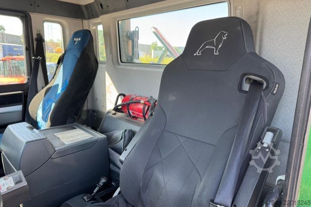 Kanca kasalı yük kamyonu (roll-off) MAN TGS 35.480 8x4 Moser