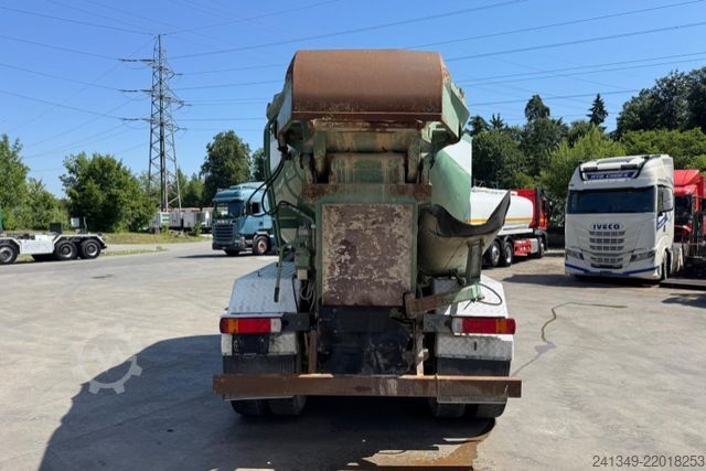 Spesialkjøretøy SCANIA P380 8x4 Silo 12m3