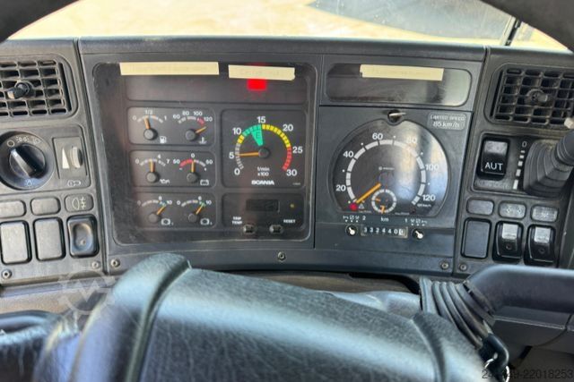 Spesialkjøretøy SCANIA P380 8x4 Silo 12m3